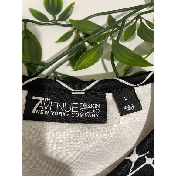 New York &Company 7th Avenue Black White Sleeveless Geometric Print Peplum Top L - Picture 6 of 11